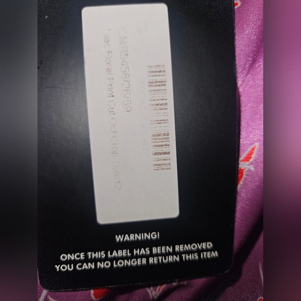 NWT PrettyLittleThing Lilac Floral Print Cut Out Halter Style Satin Crop Top - Picture 4 of 4